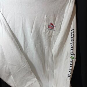 Vineyard Vines White Long Sleeve Tee with Logo Kids size Large BNWT. Christmas